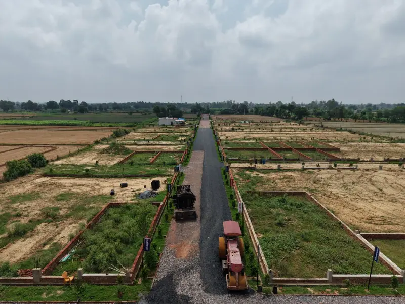 720338256_plot for sale (10).webp